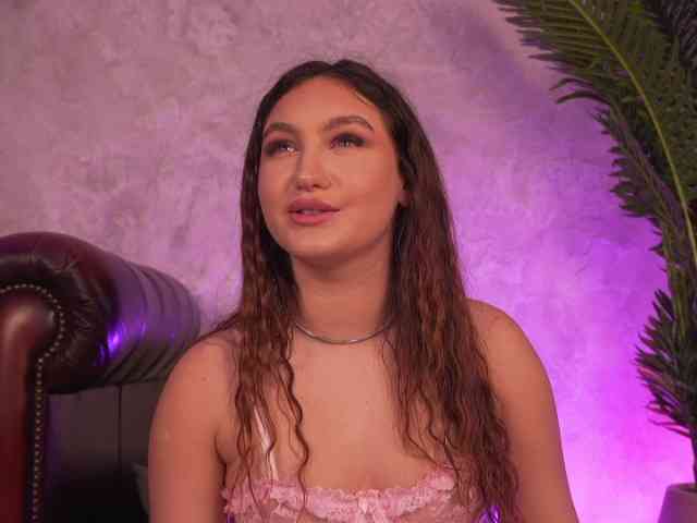 ValentinaMonroe webcam