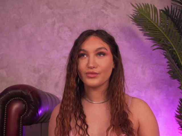 ValentinaMonroe webcam