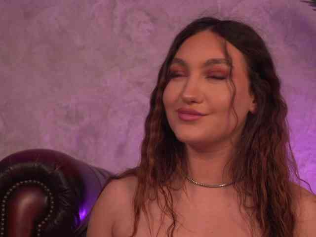 ValentinaMonroe webcam