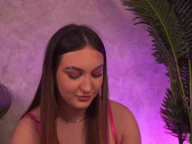 ValentinaMonroe webcam