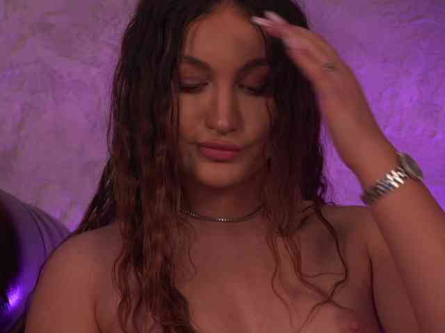 ValentinaMonroe webcam