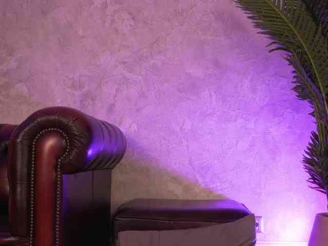 ValentinaMonroe webcam