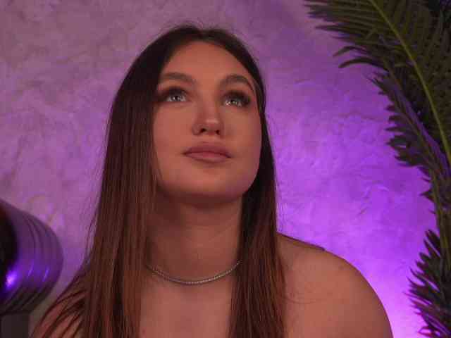 ValentinaMonroe webcam