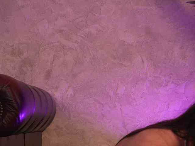 ValentinaMonroe webcam