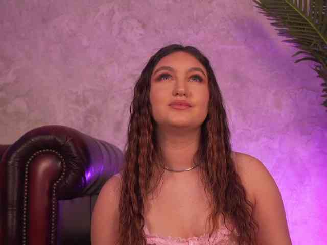 ValentinaMonroe webcam