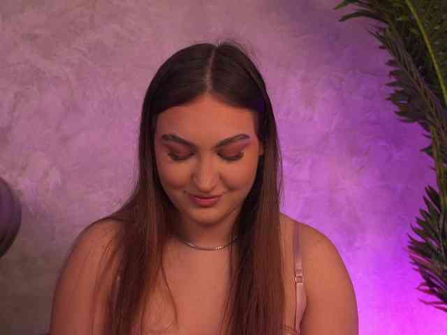ValentinaMonroe webcam