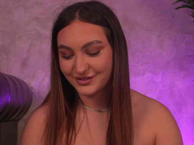 ValentinaMonroe webcam