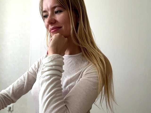 AnjaSalvant live cam on BongaCams
