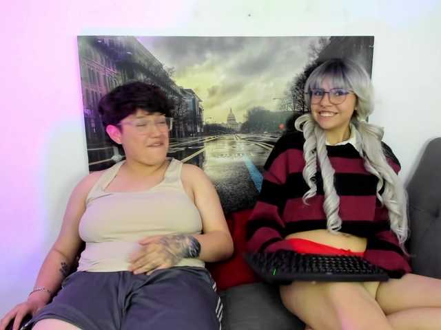 NickAndMia live webcam show