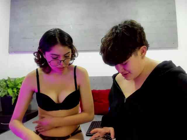 Modelo: NickAndMia