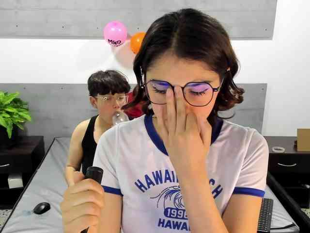 NickAndMia webcam