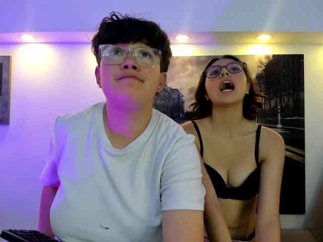 NickAndMia webcam