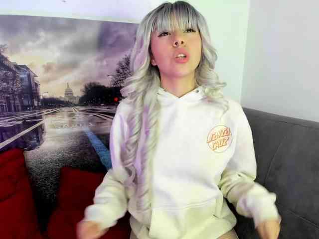 NickAndMia webcam