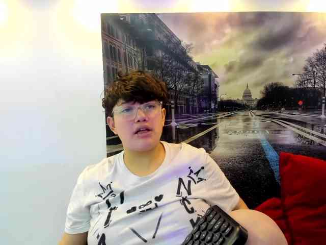 NickAndMia webcam