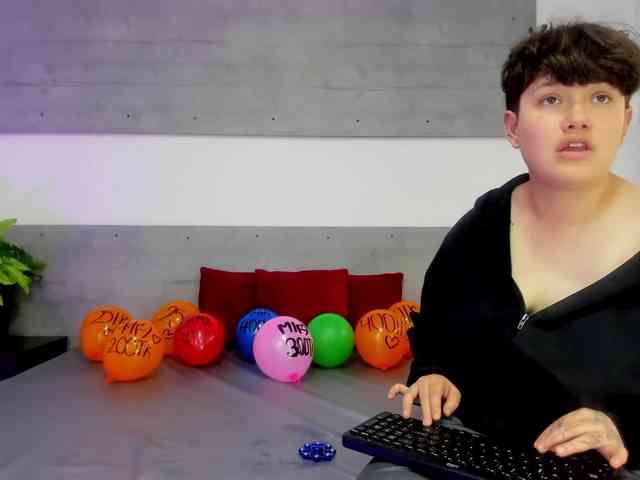 NickAndMia Sex Cam Show