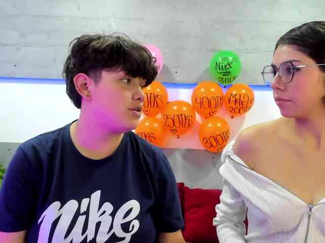 NickAndMia webcam