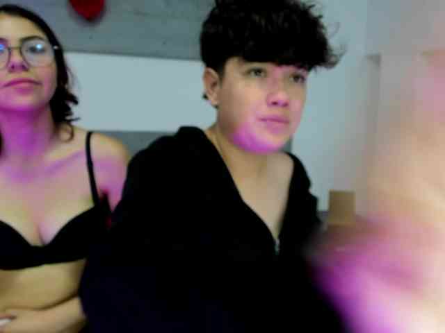 NickAndMia webcam
