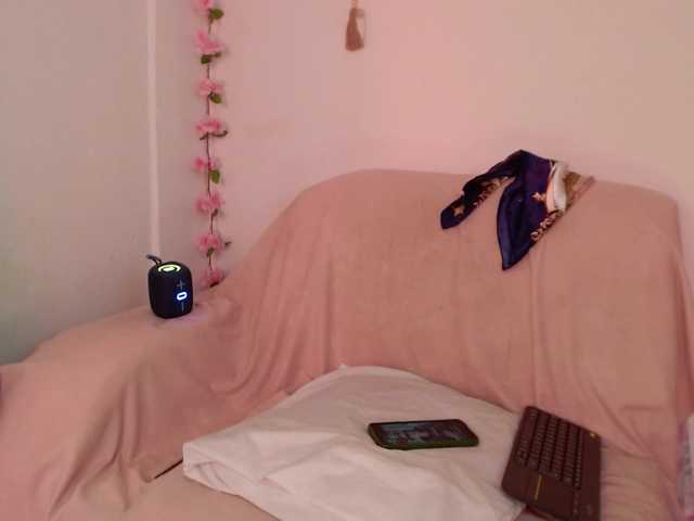 MariamLafer live cam preview