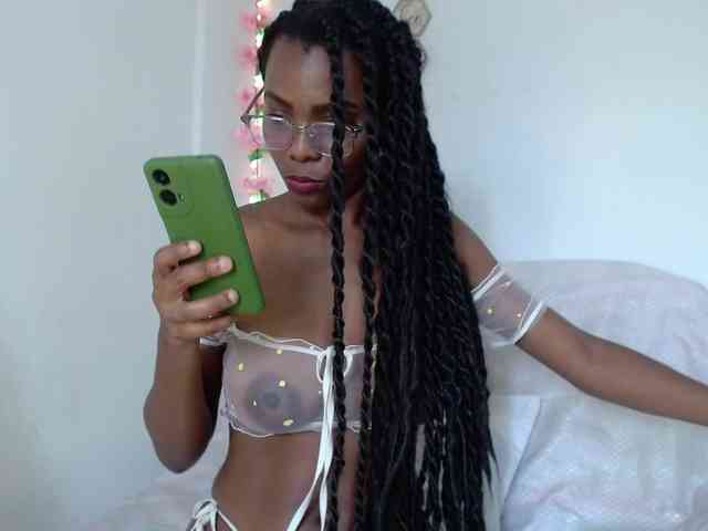 MariamLafer webcam