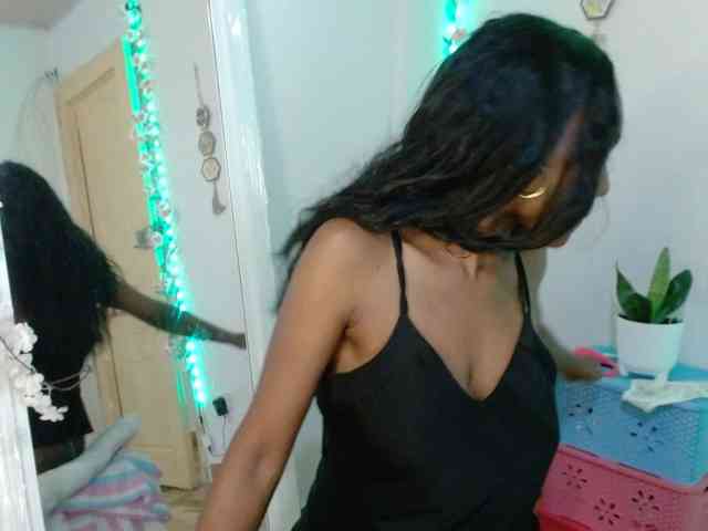 MariamLafer webcam