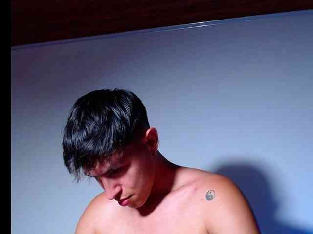 Rowanboy23 Rowanboy23
