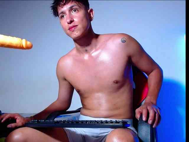Rowanboy23
