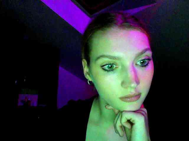 Kiss213773 webcam