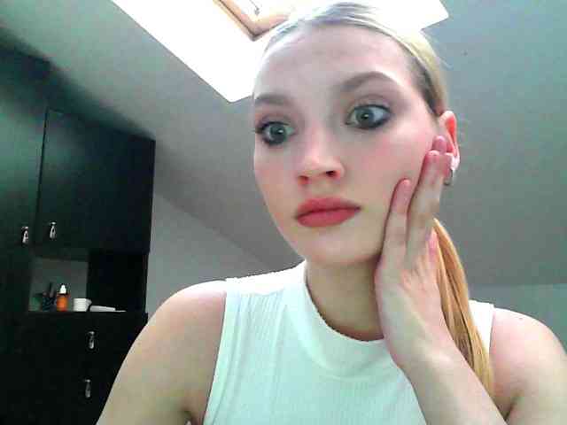 Kiss213773 webcam
