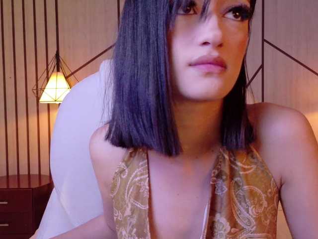 LeahSaenz live cam on BongaCams