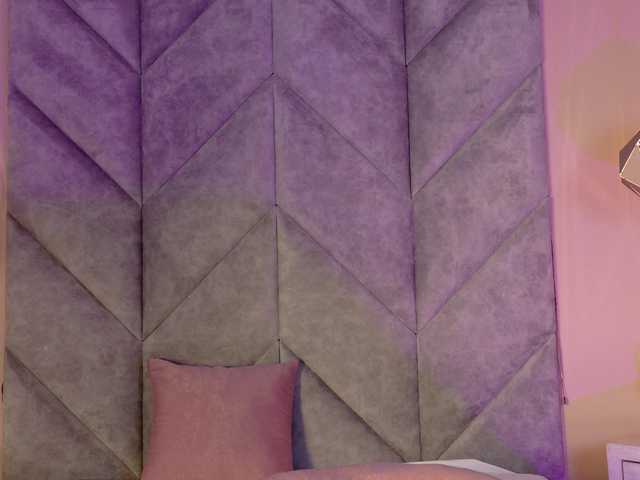 LeahSaenz live cam on BongaCams