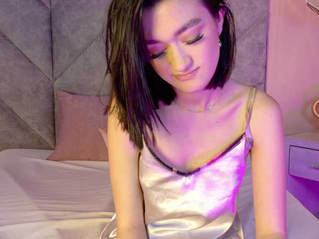 LeahSaenz live cam on BongaCams