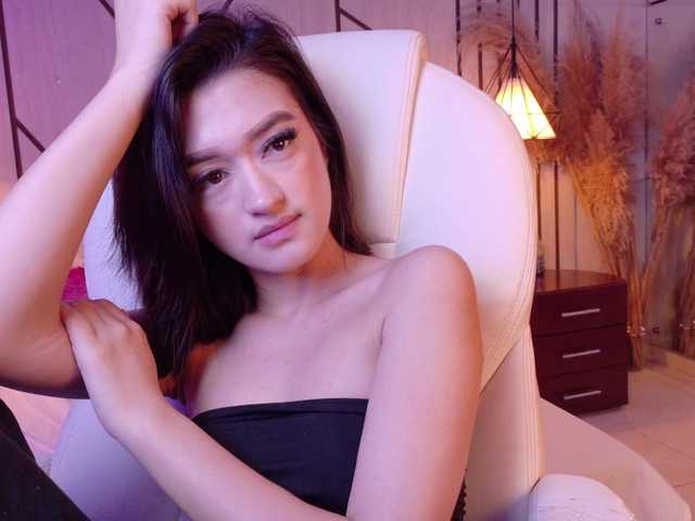 leahsaenz cam belle