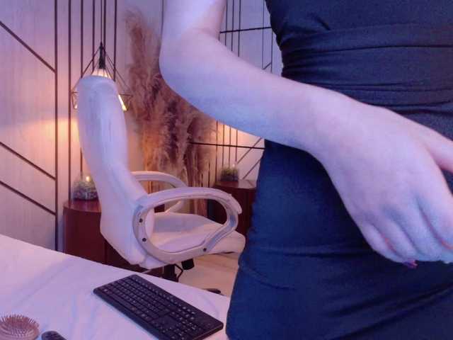 LeahSaenz live cam on BongaCams