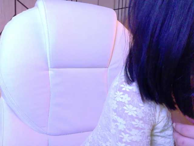 LeahSaenz live cam on BongaCams