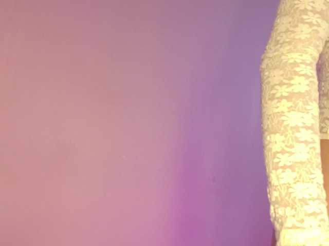 LeahSaenz live cam on BongaCams