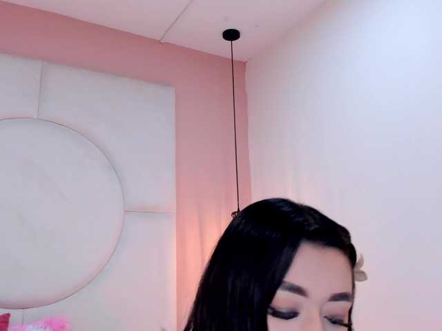 LeahSaenz live cam on BongaCams