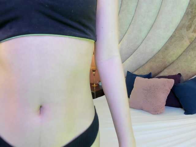 LeahSaenz live cam on BongaCams