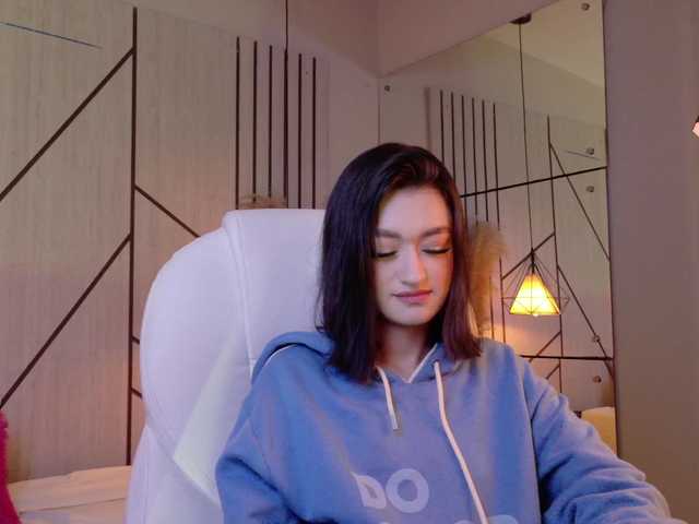 LeahSaenz live cam on BongaCams