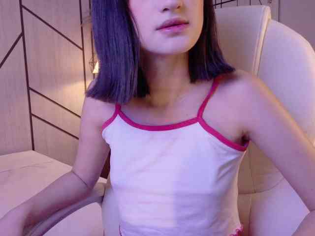 LeahSaenz webcam