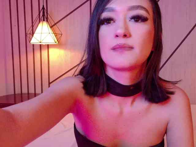 LeahSaenz webcam