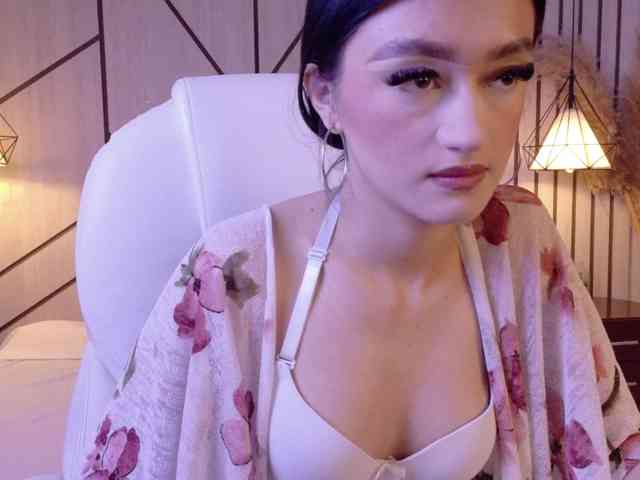 LeahSaenz webcam