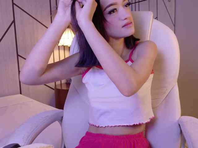 LeahSaenz webcam