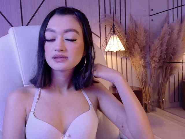LeahSaenz webcam