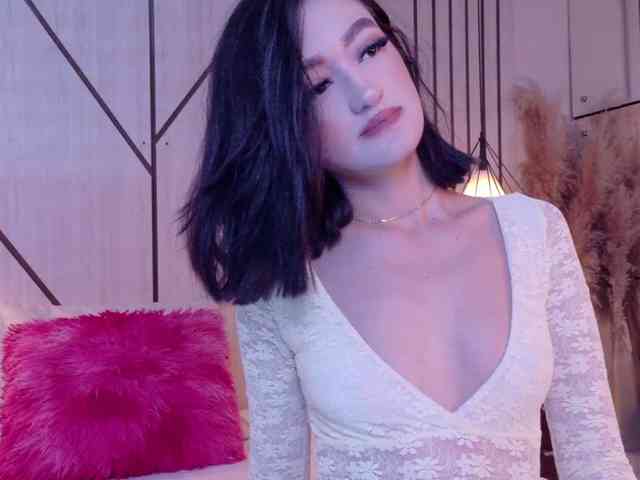 LeahSaenz webcam