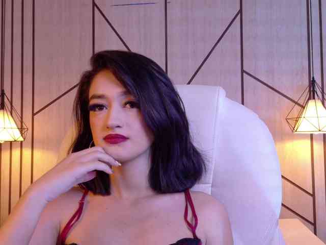 LeahSaenz webcam