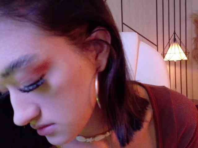 LeahSaenz webcam