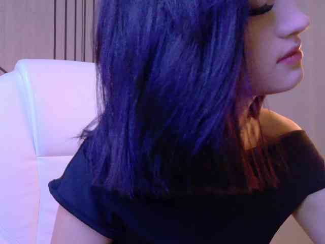 LeahSaenz webcam