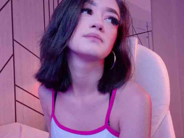 LeahSaenz webcam