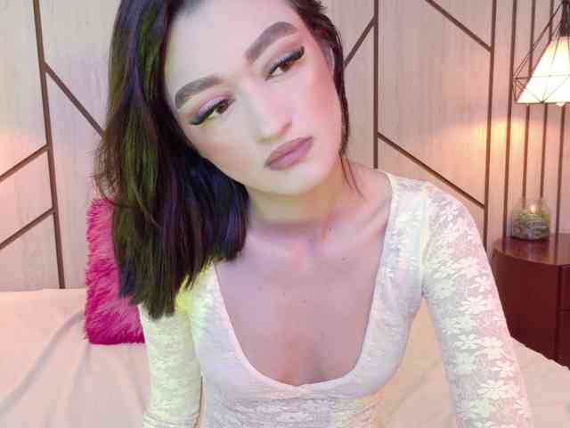LeahSaenz webcam