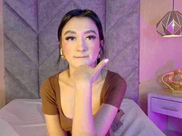 LeahSaenz webcam